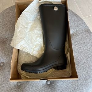 UGG Shelby Rain Boots
